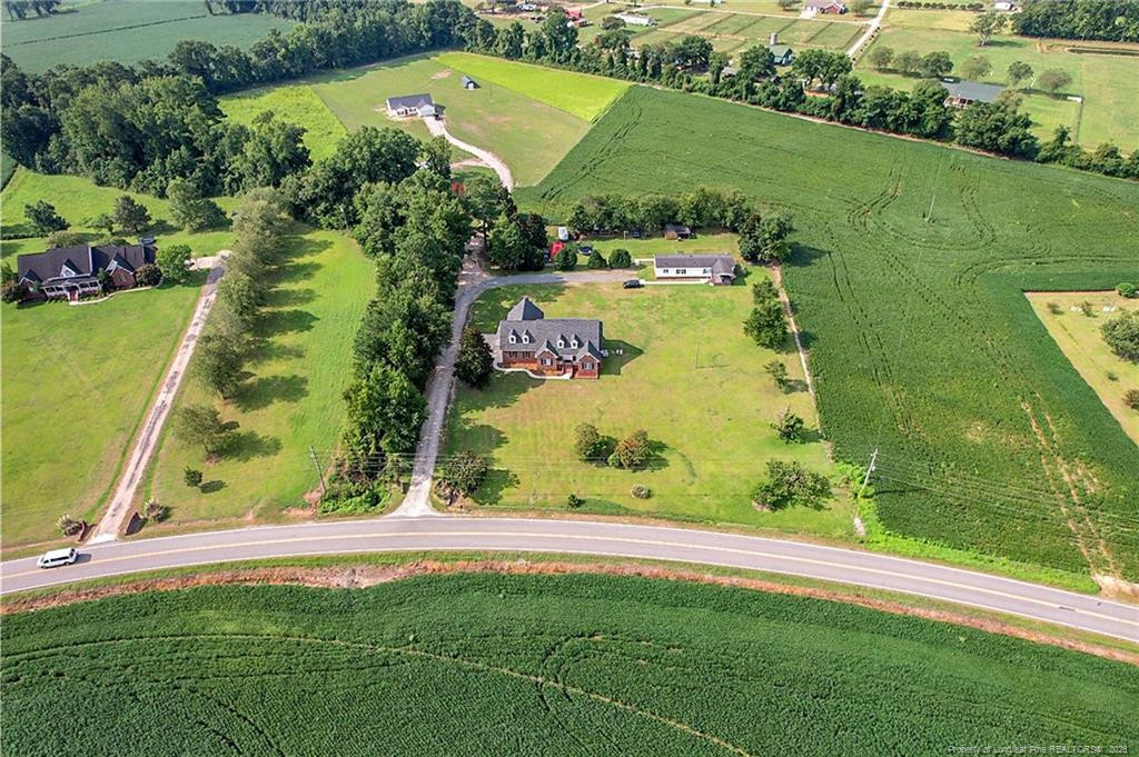 main property photo 40