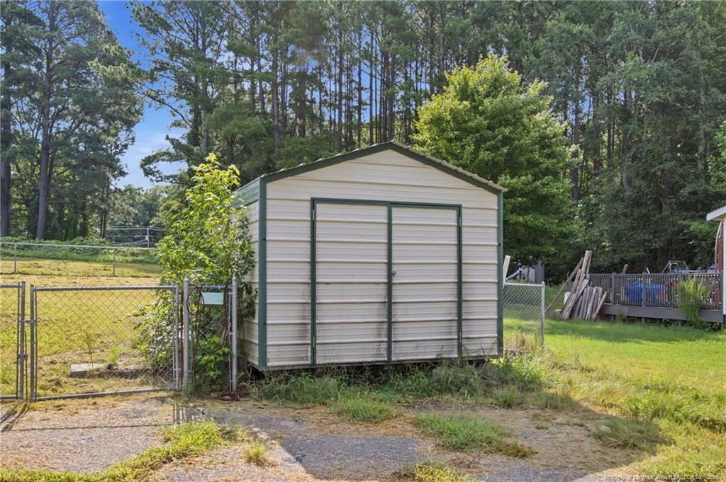 main property photo 30