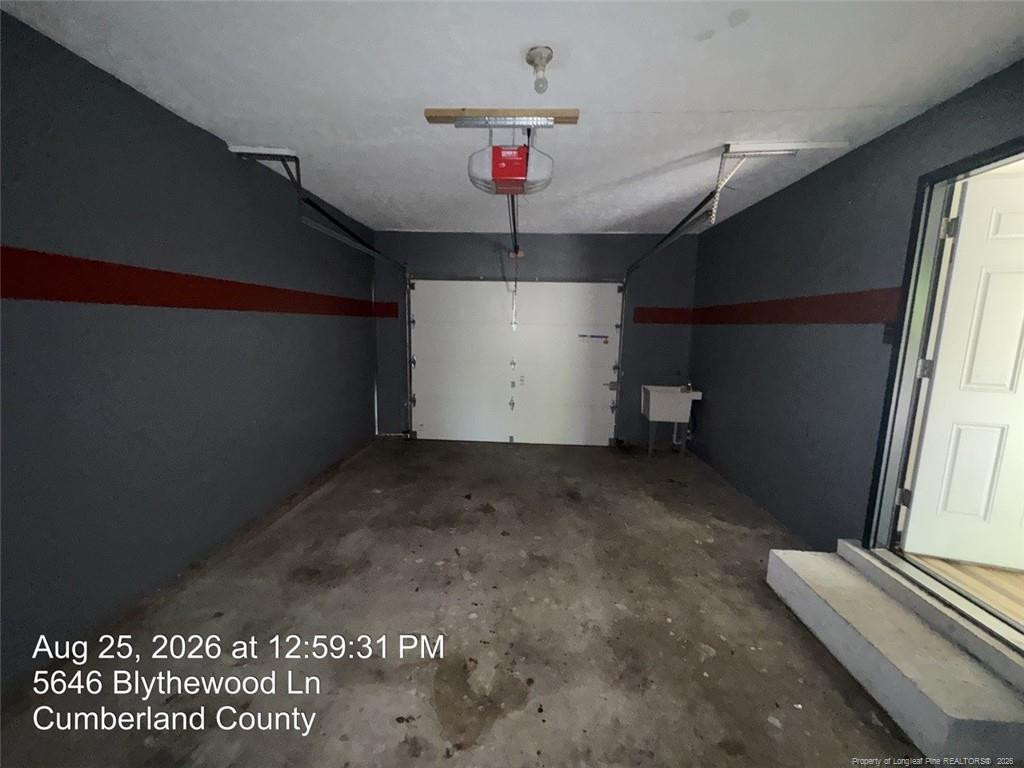 main property photo 11