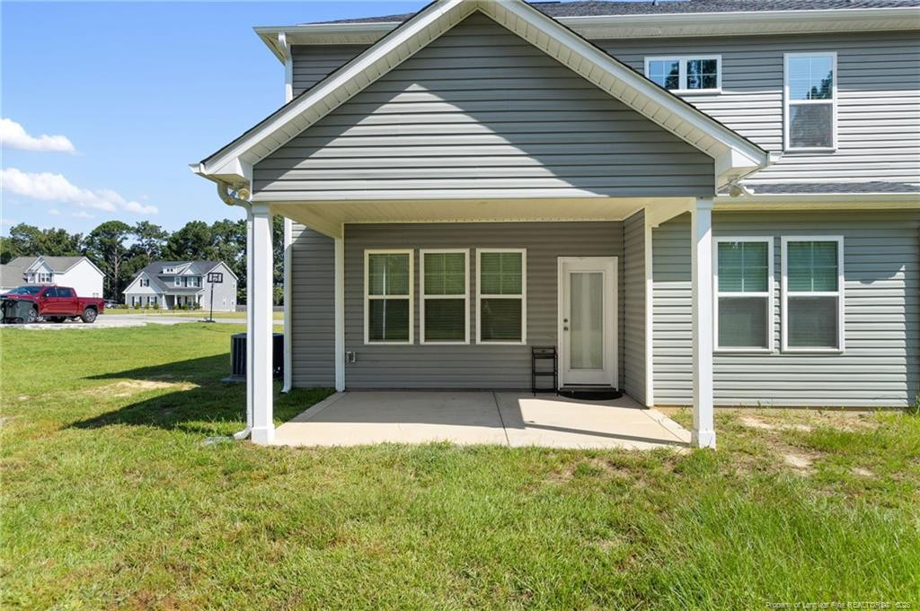 main property photo 40