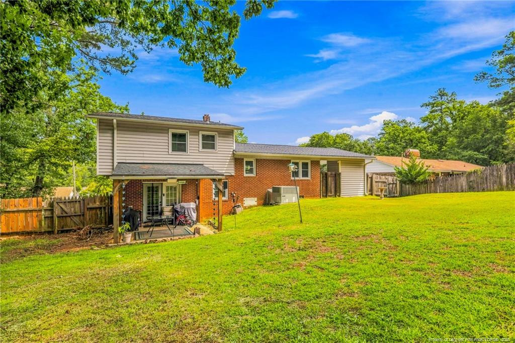 main property photo 30
