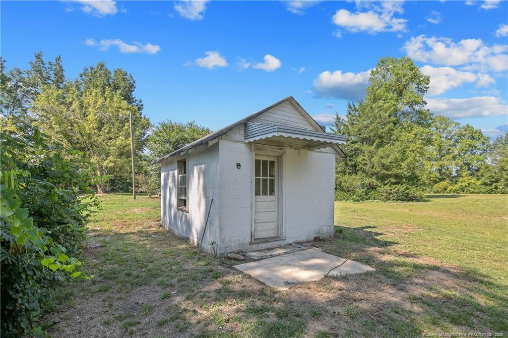 main property photo 37