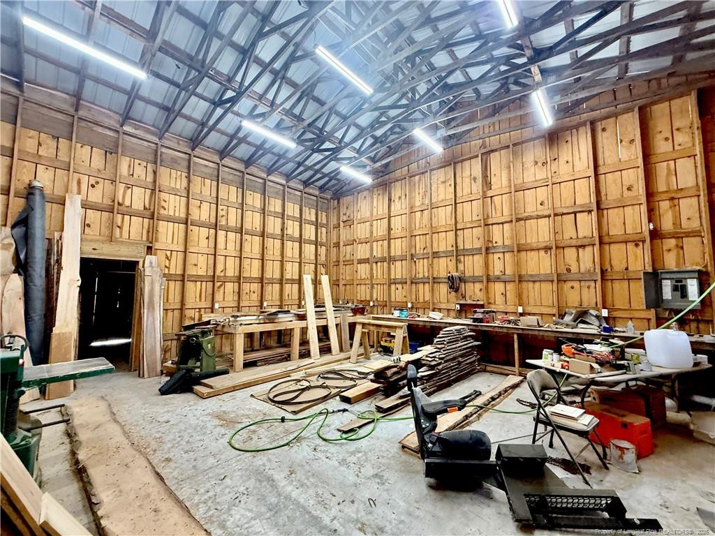 main property photo 44