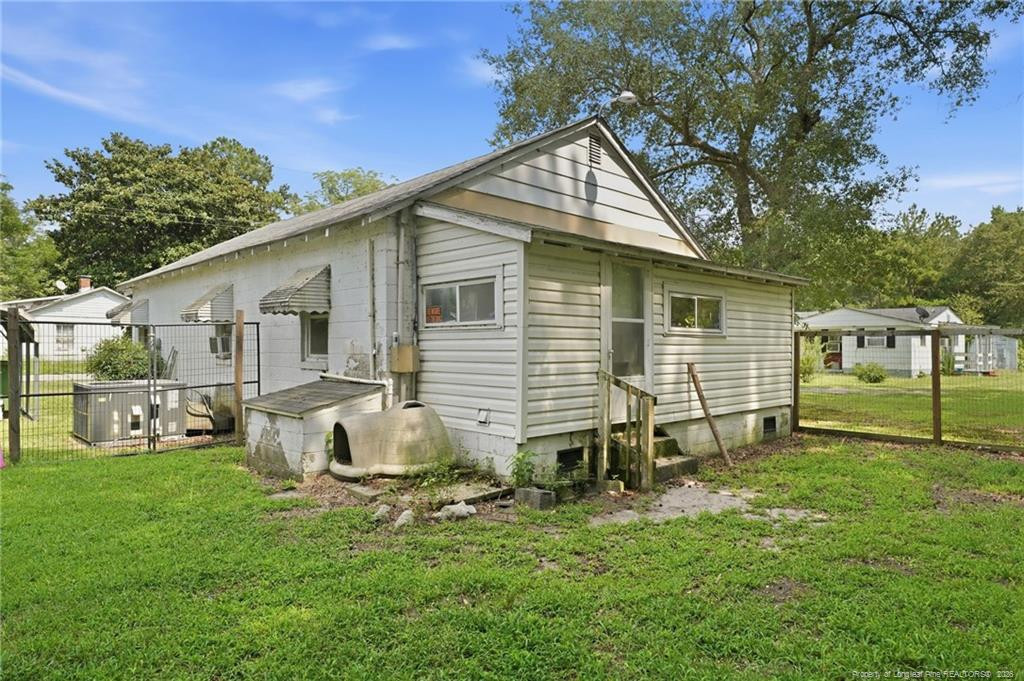 main property photo 38