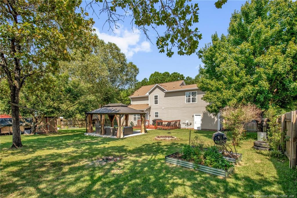 main property photo 26