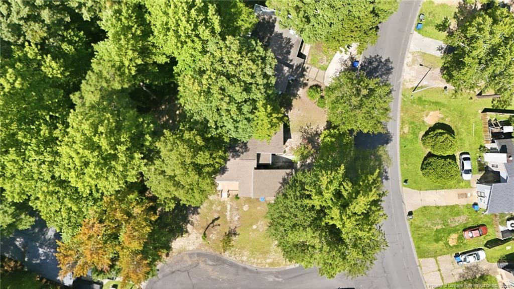 main property photo 28