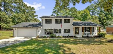 image of property with 4 Bed | 3 Bath | 2,040 Sqft