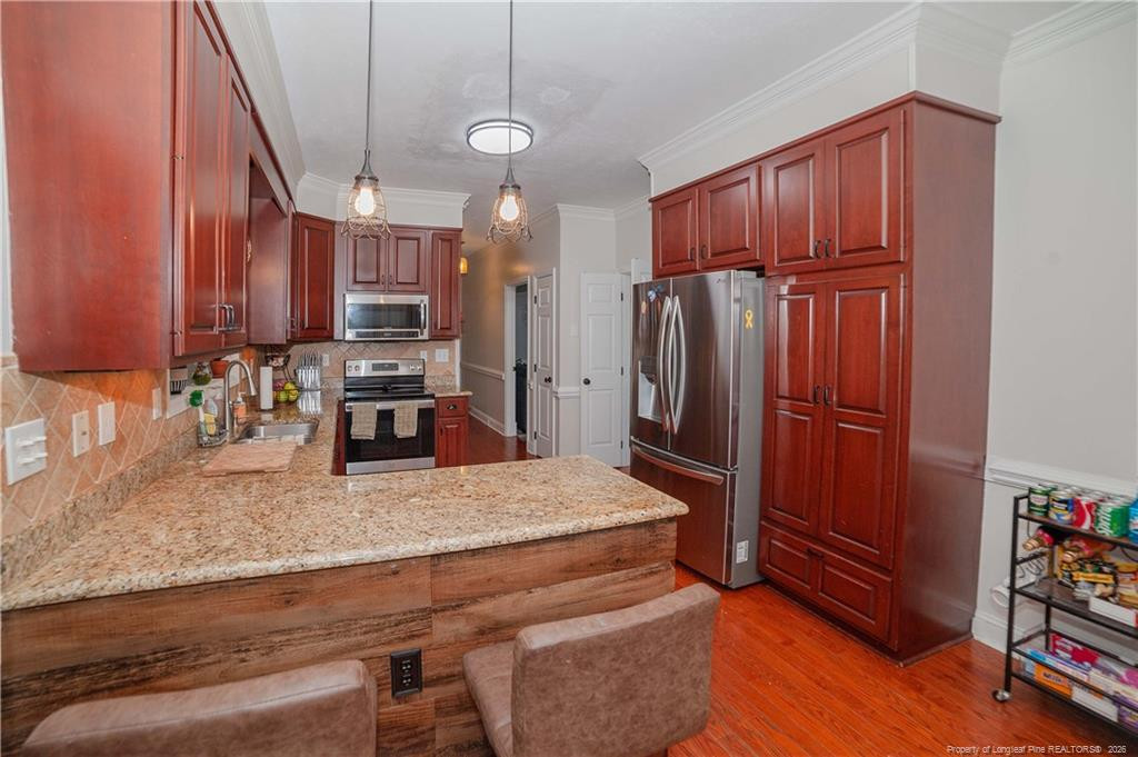 main property photo 11