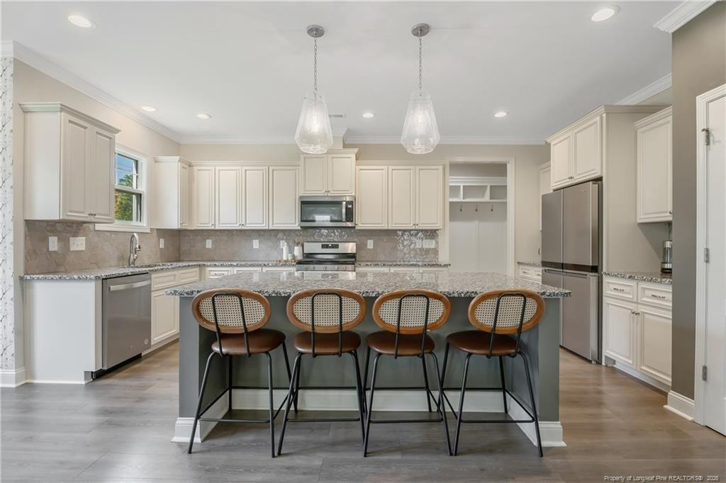 main property photo 16