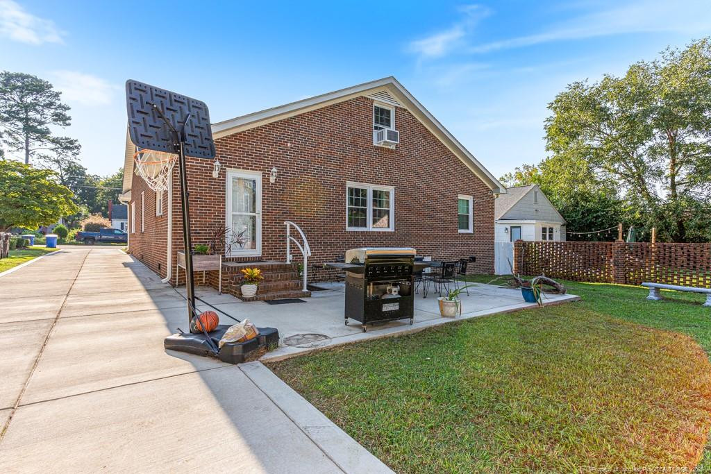 main property photo 43