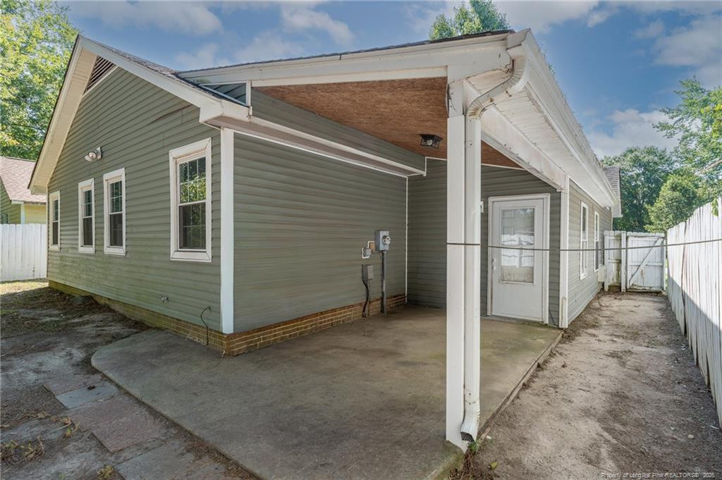 main property photo 36