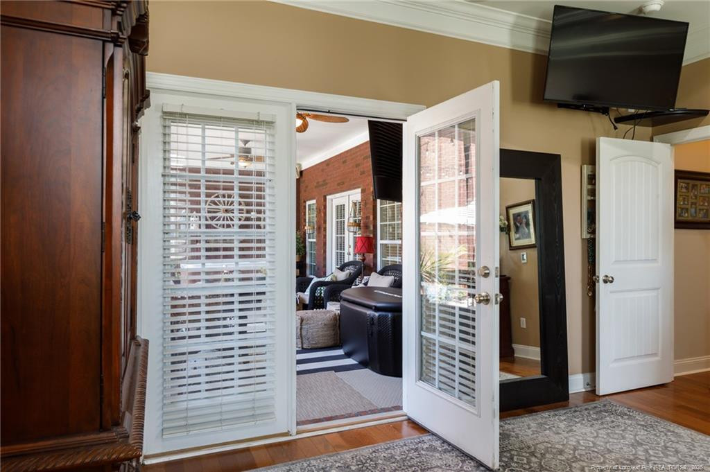 main property photo 22