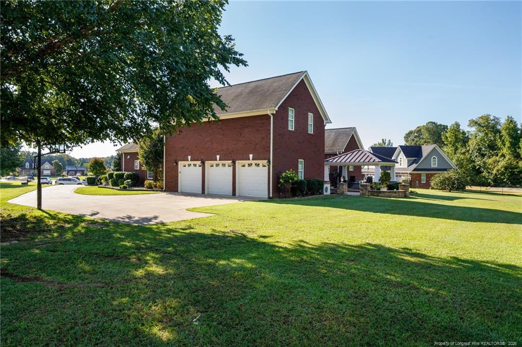 main property photo 45