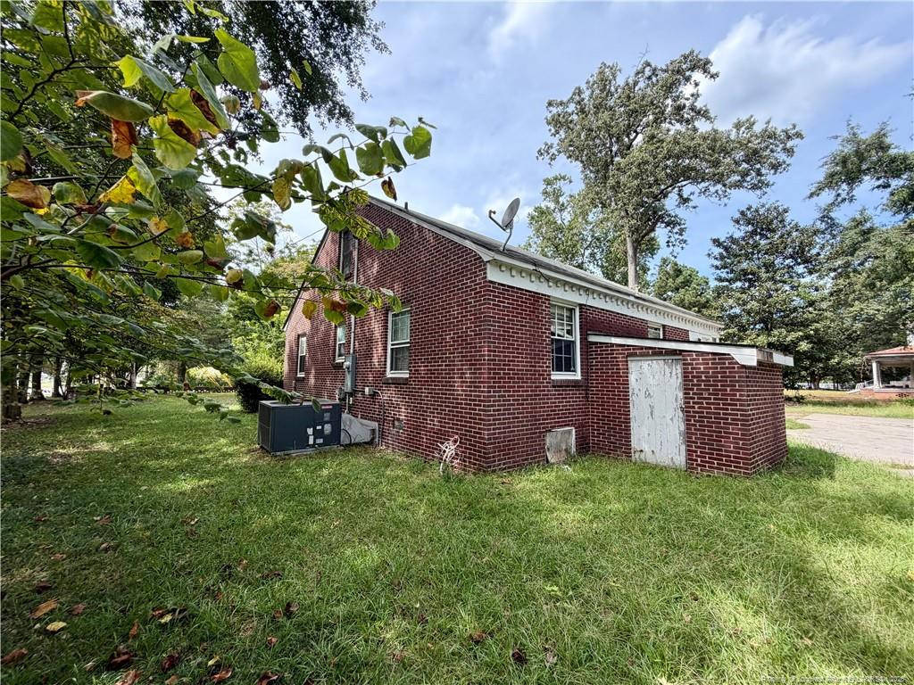 main property photo 10
