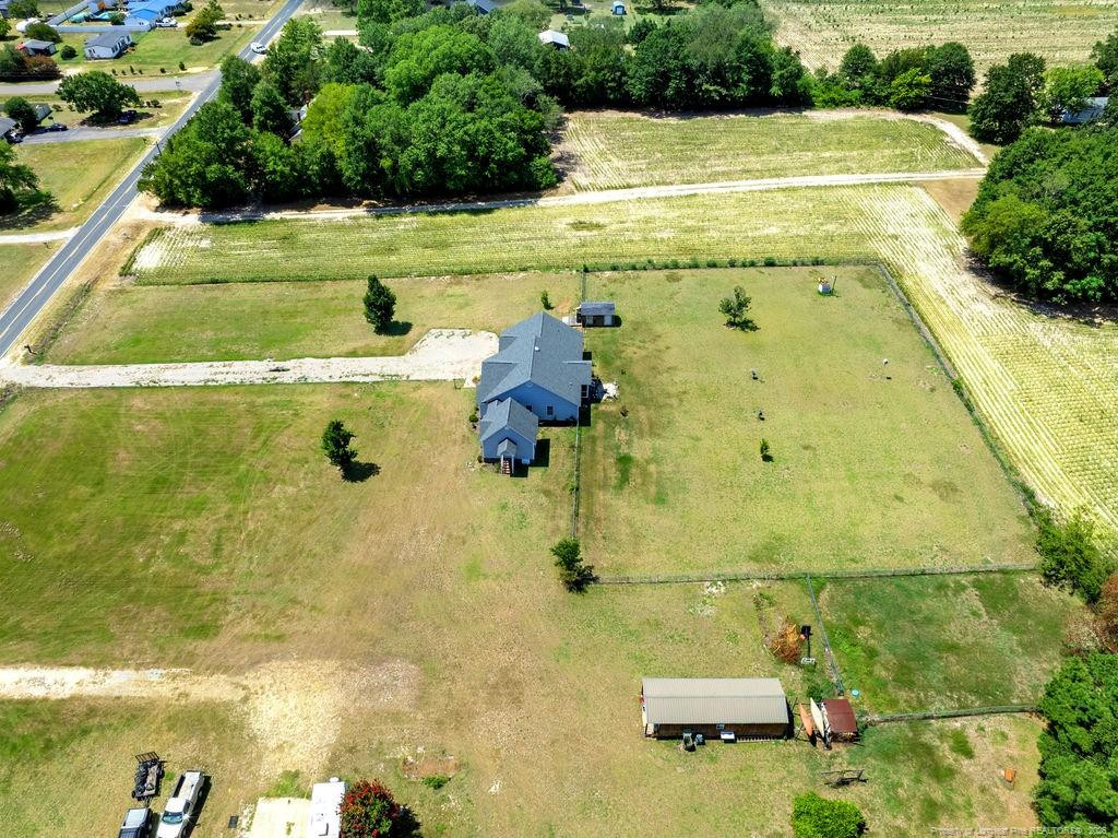 main property photo 40