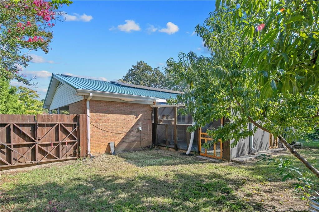 main property photo 41