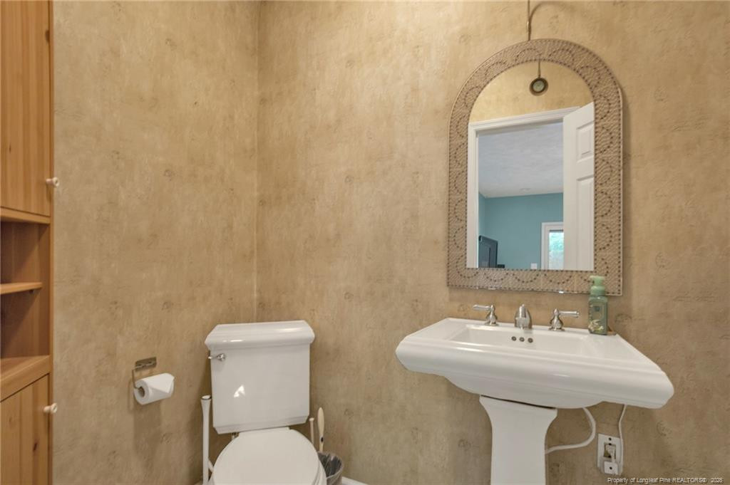 main property photo 27