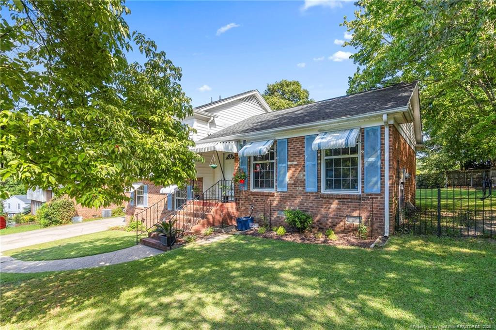 main property photo 3