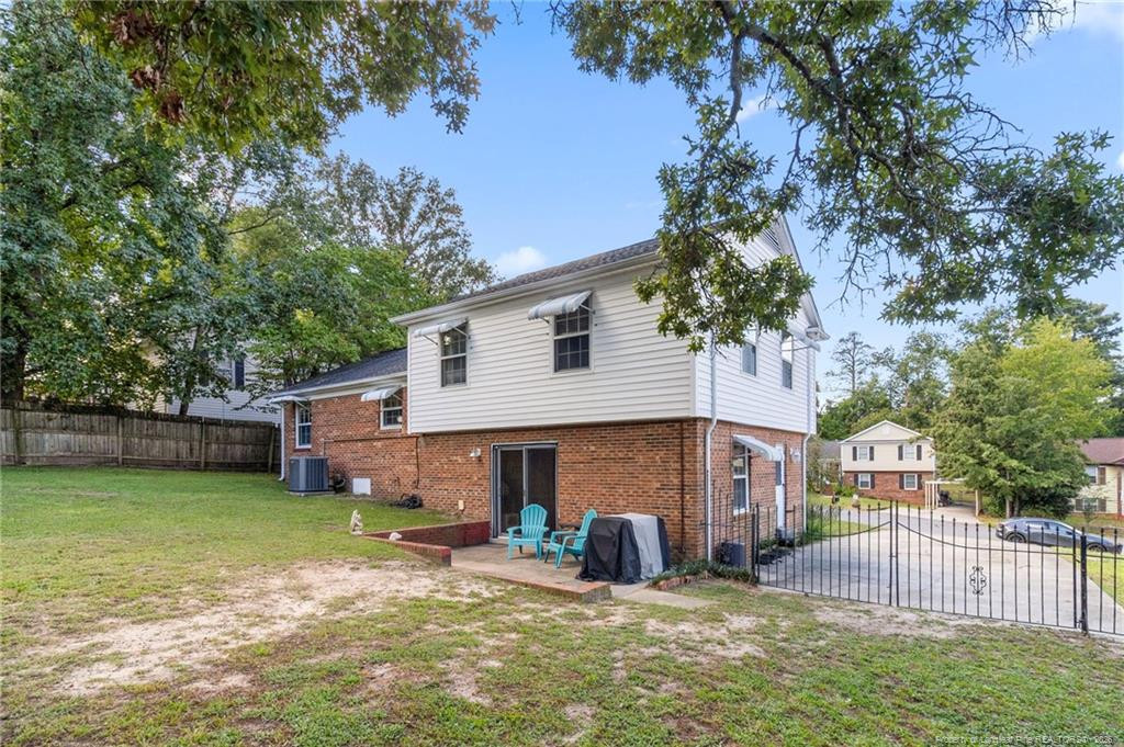 main property photo 30