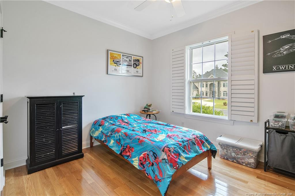 main property photo 33