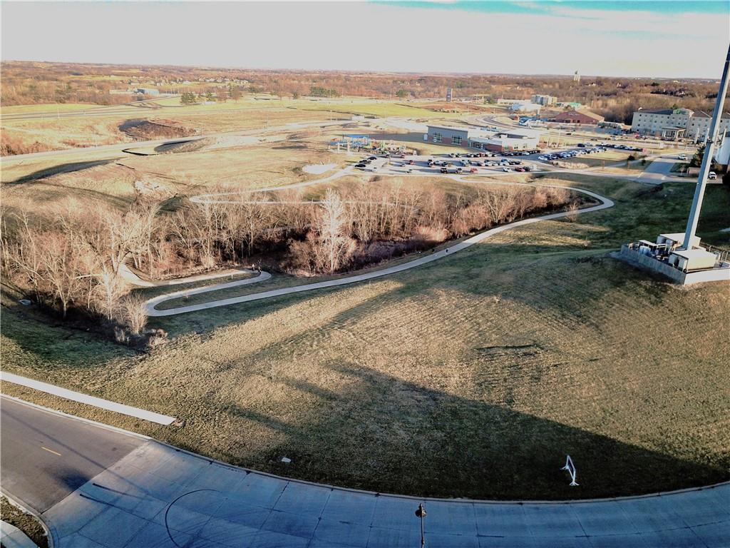 main property photo 7