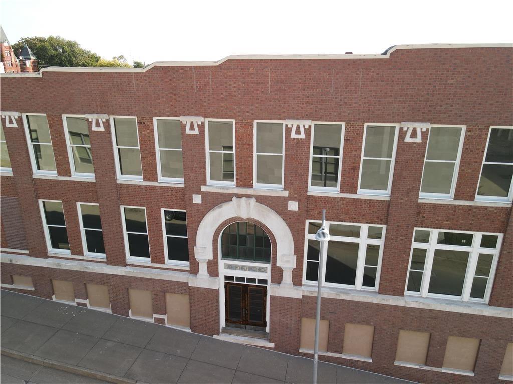 main property photo 8