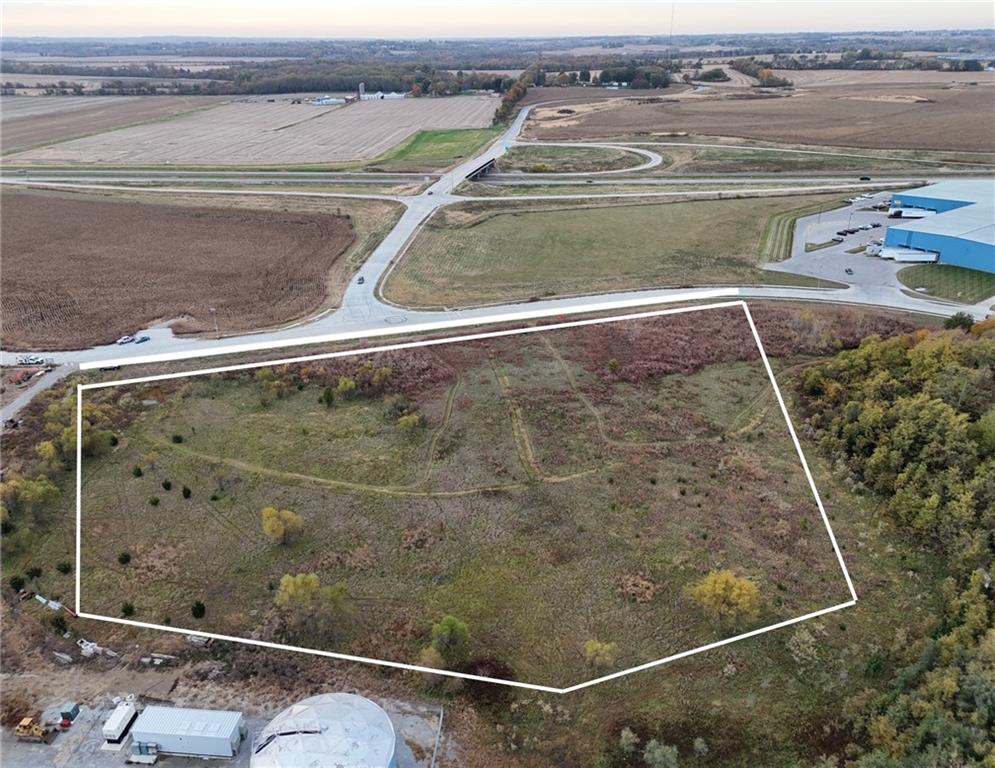 main property photo 4