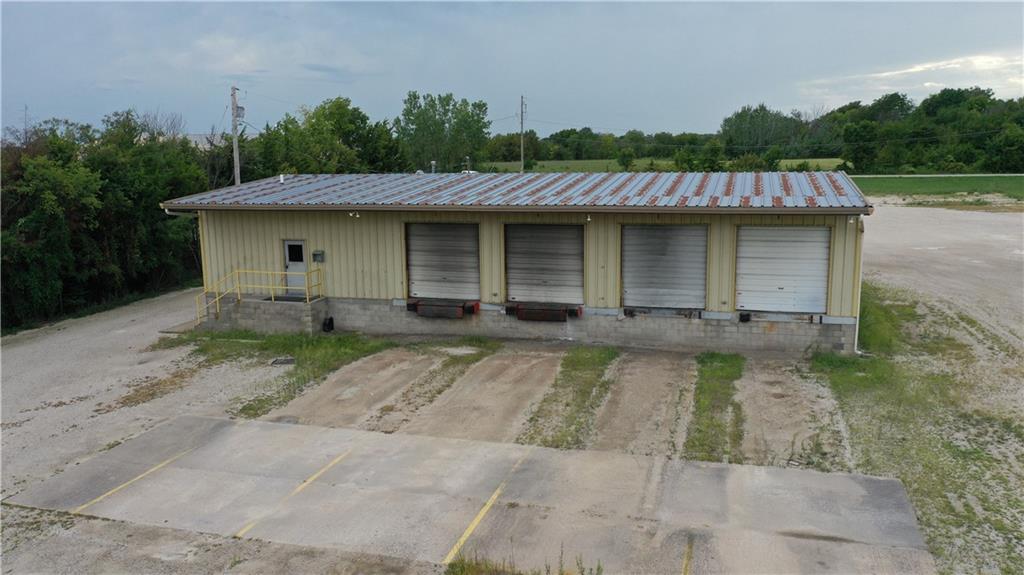 main property photo 27