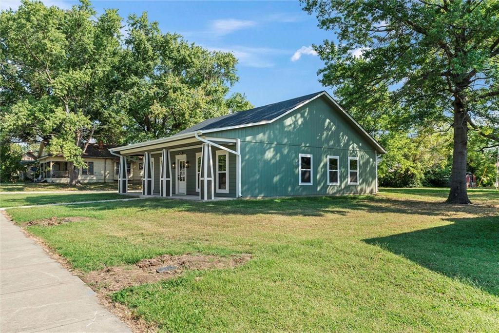main property photo 1
