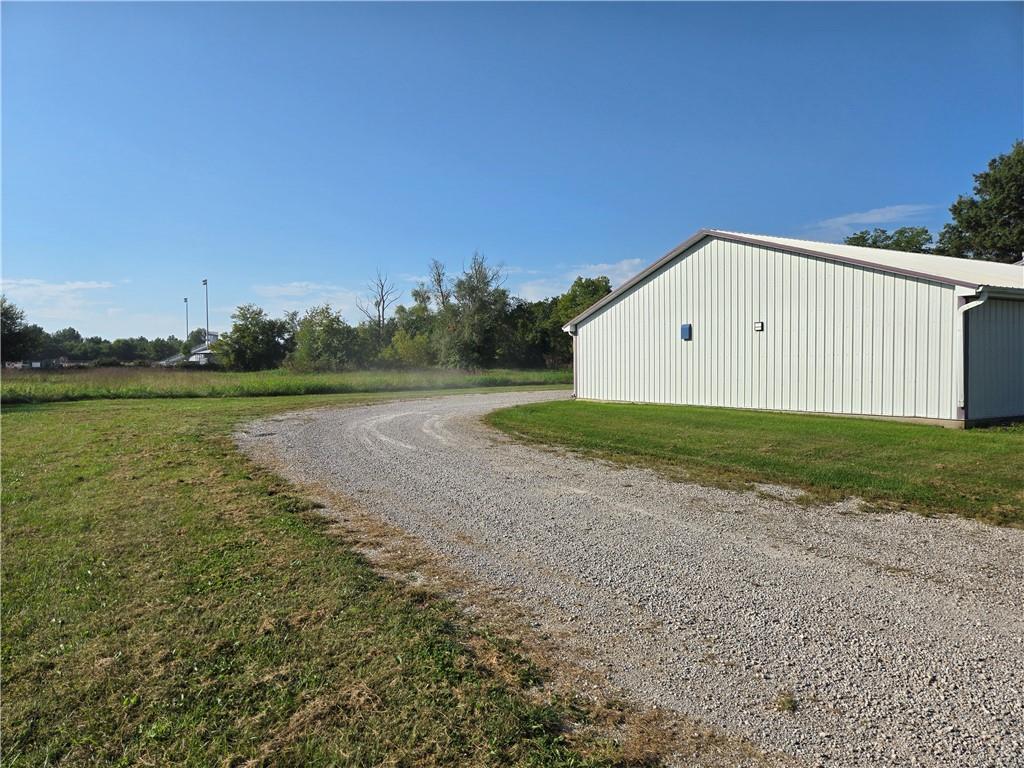 main property photo 37