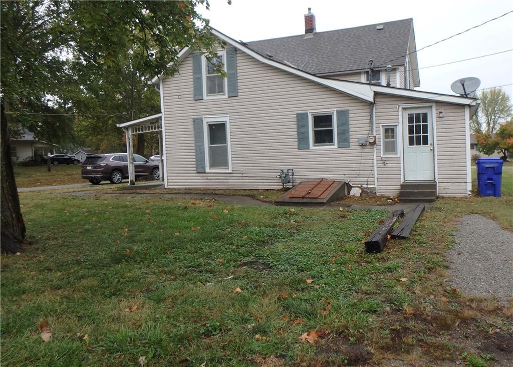 main property photo 8