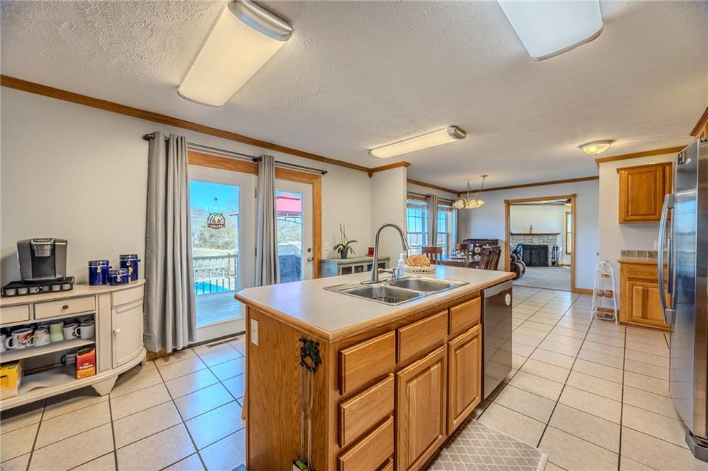 main property photo 16