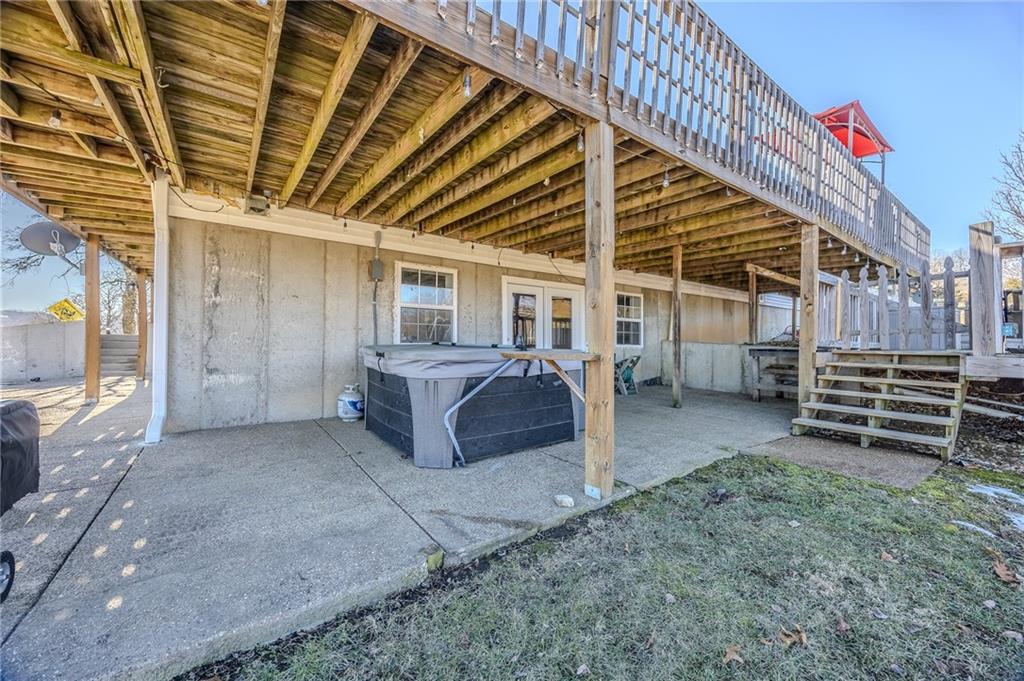 main property photo 40