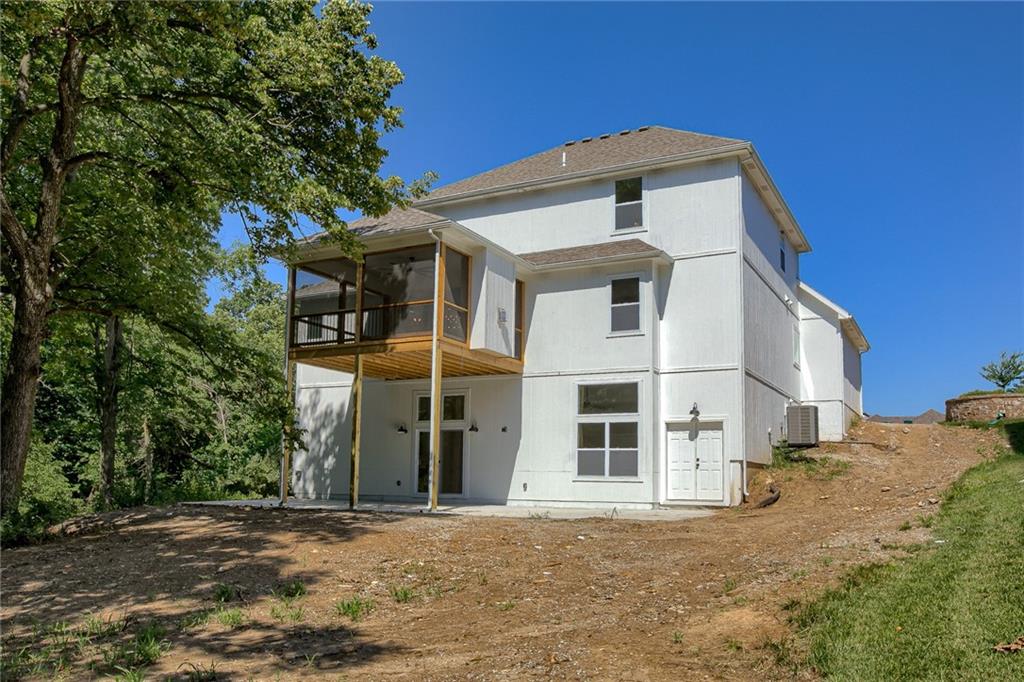 main property photo 17