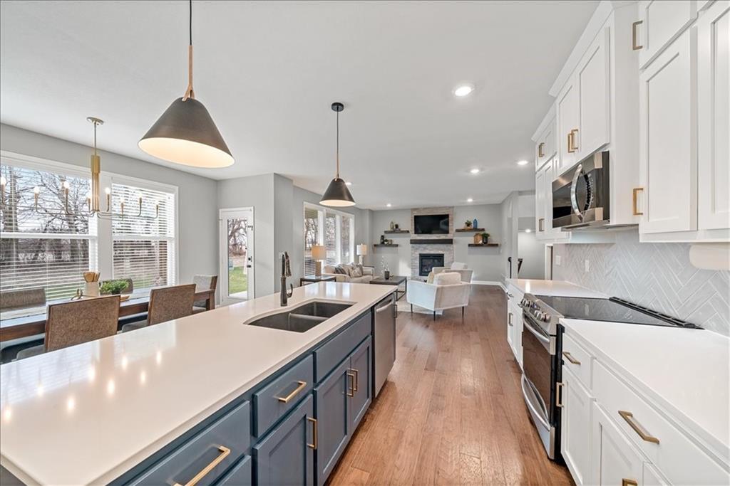 property viewer photo 10