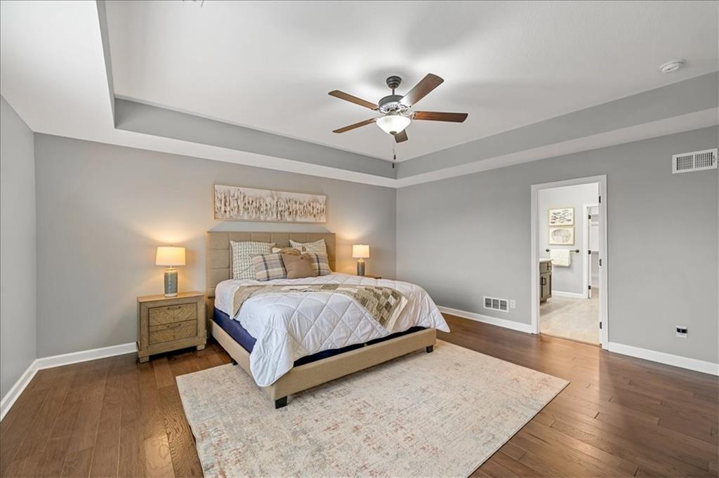 property viewer photo 15