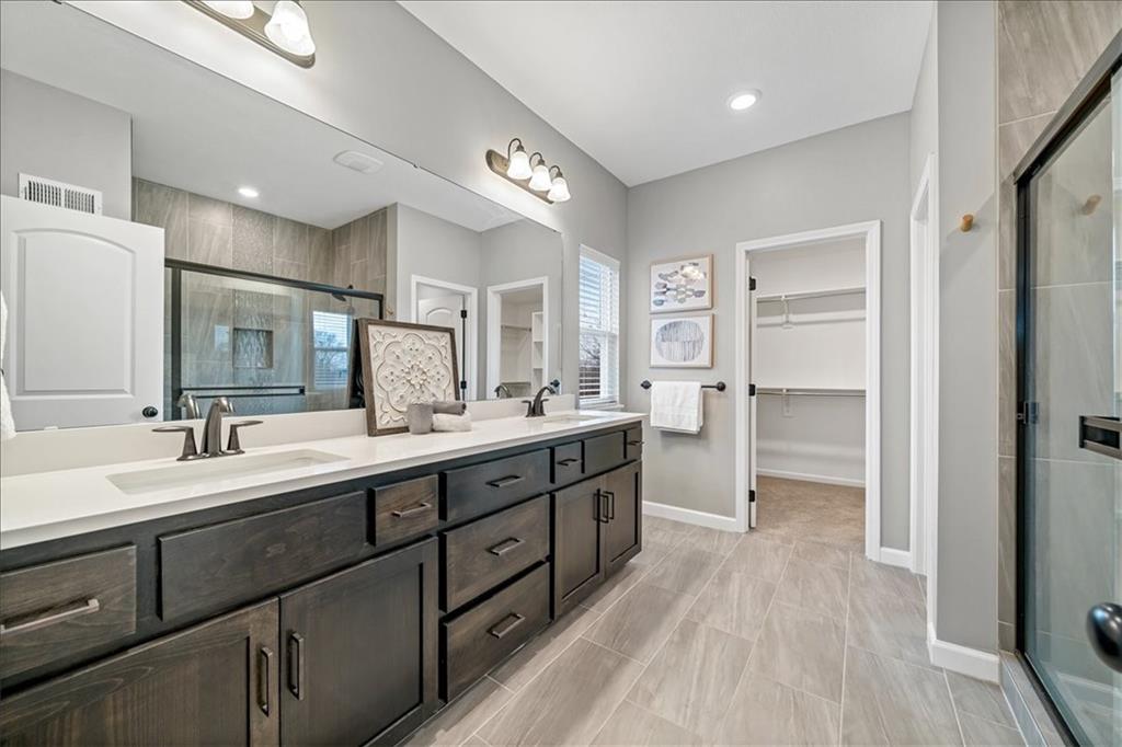 property viewer photo 16