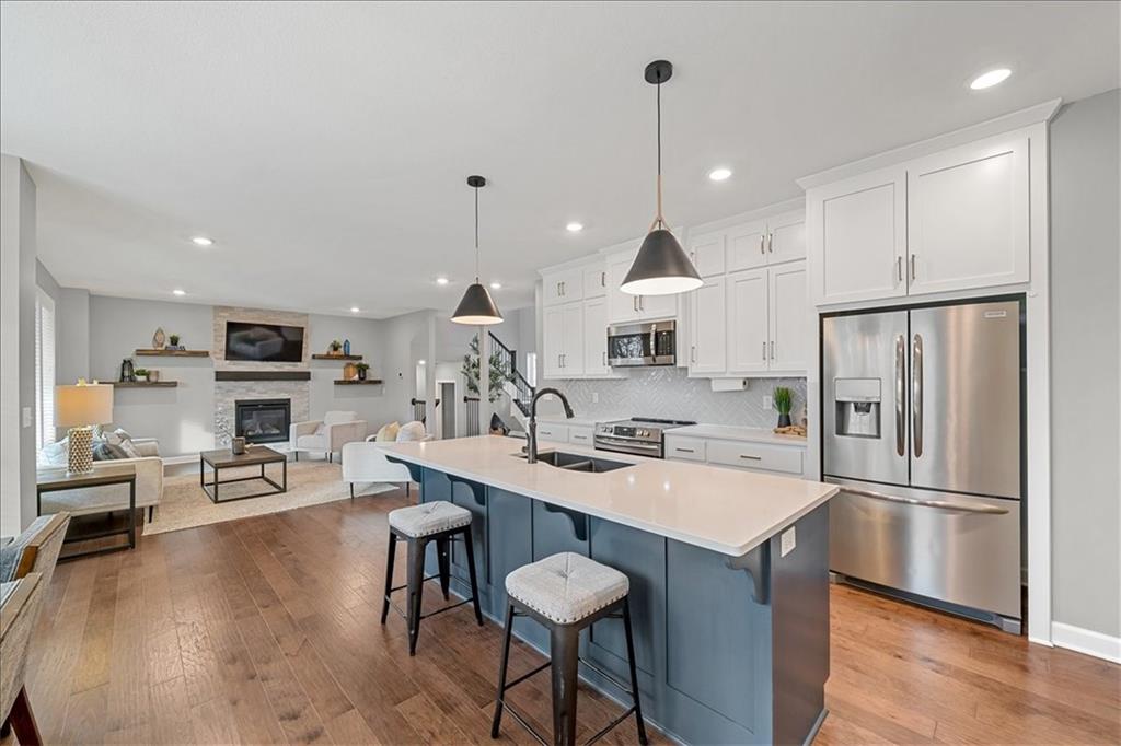 property viewer photo 9