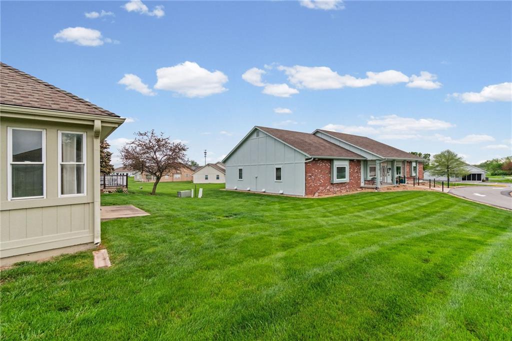 main property photo 28