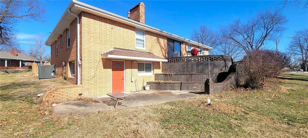 main property photo 3