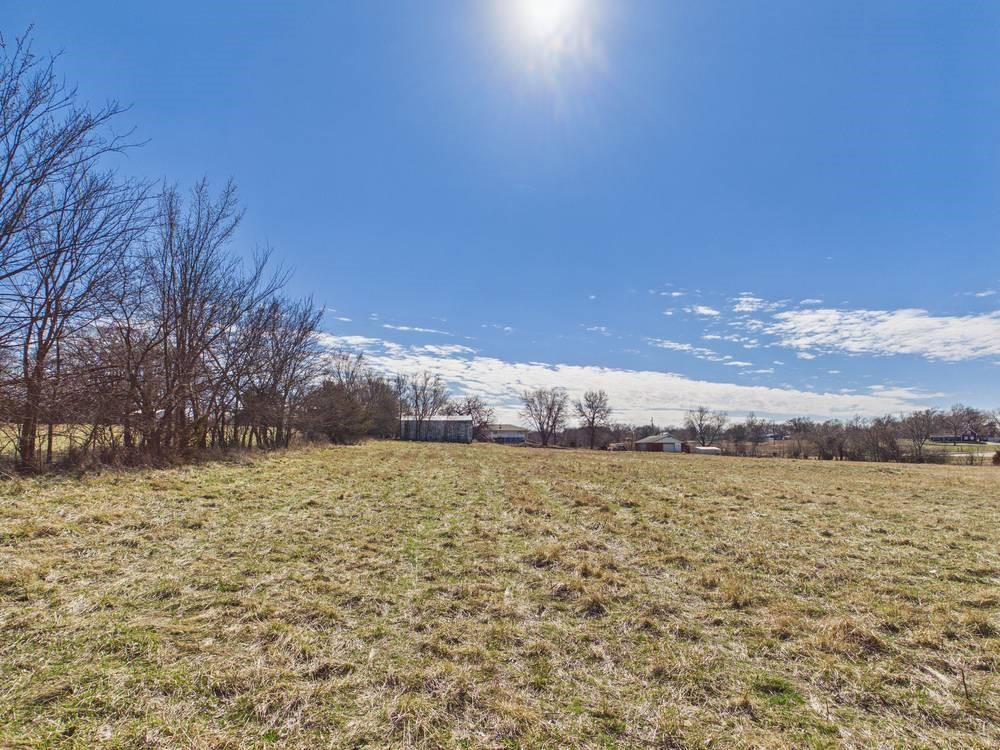 main property photo 44