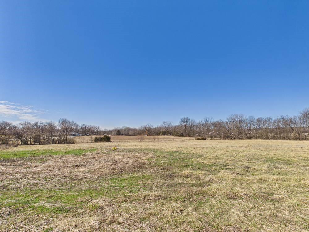 main property photo 49