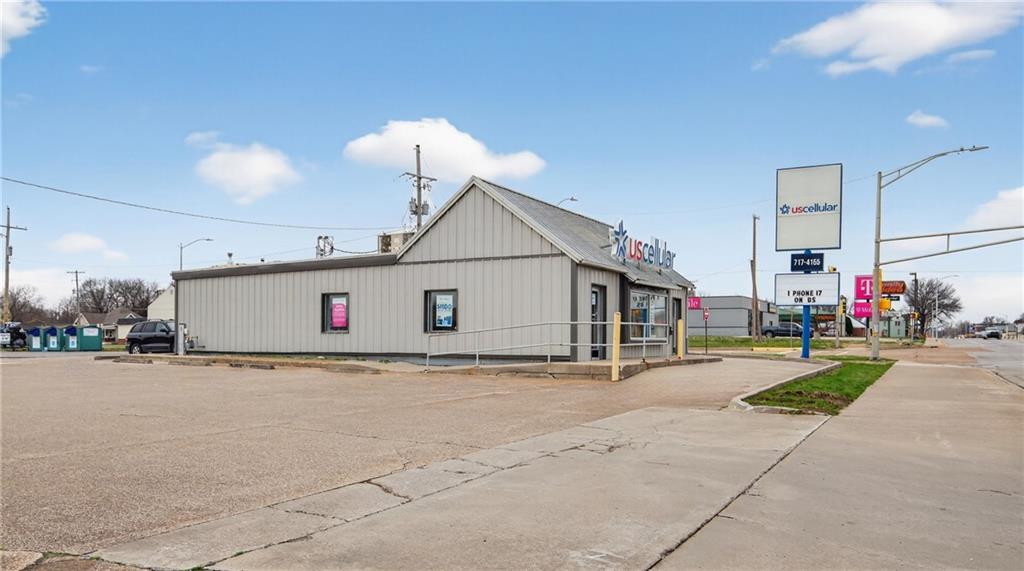 main property photo 3
