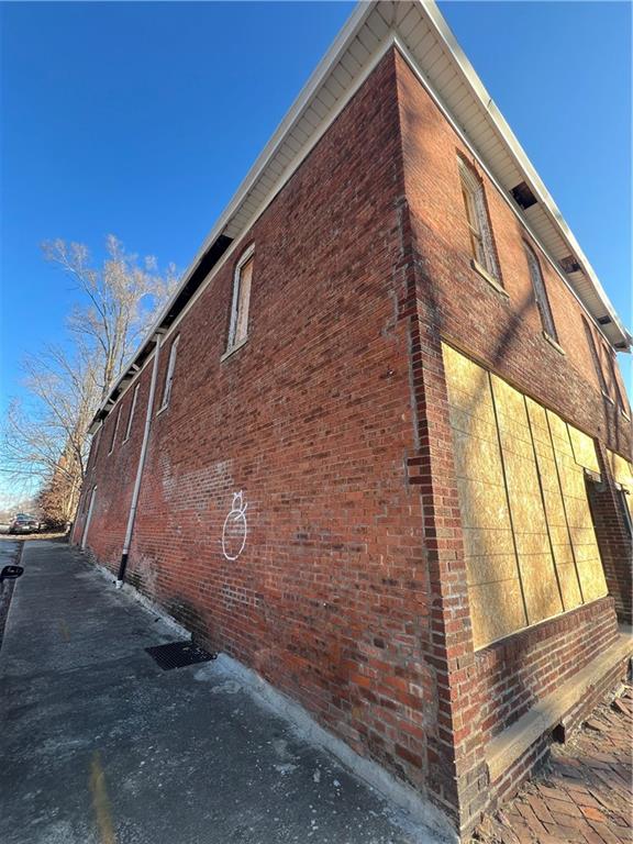 main property photo 34
