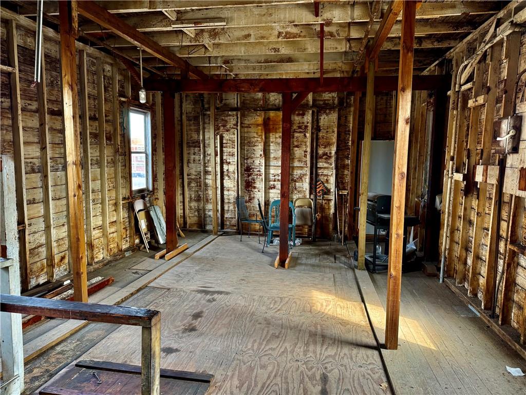 main property photo 59