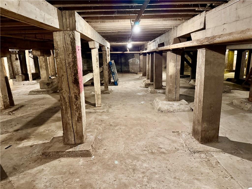 main property photo 70