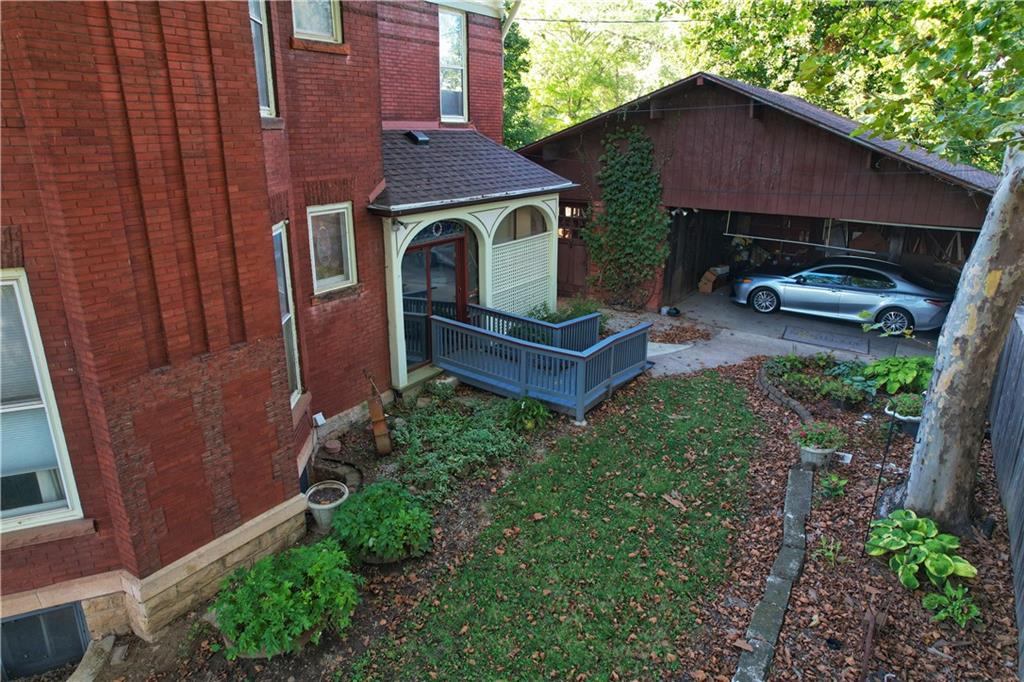 main property photo 10