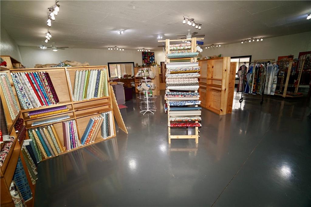 main property photo 14