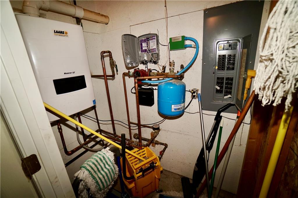 main property photo 22