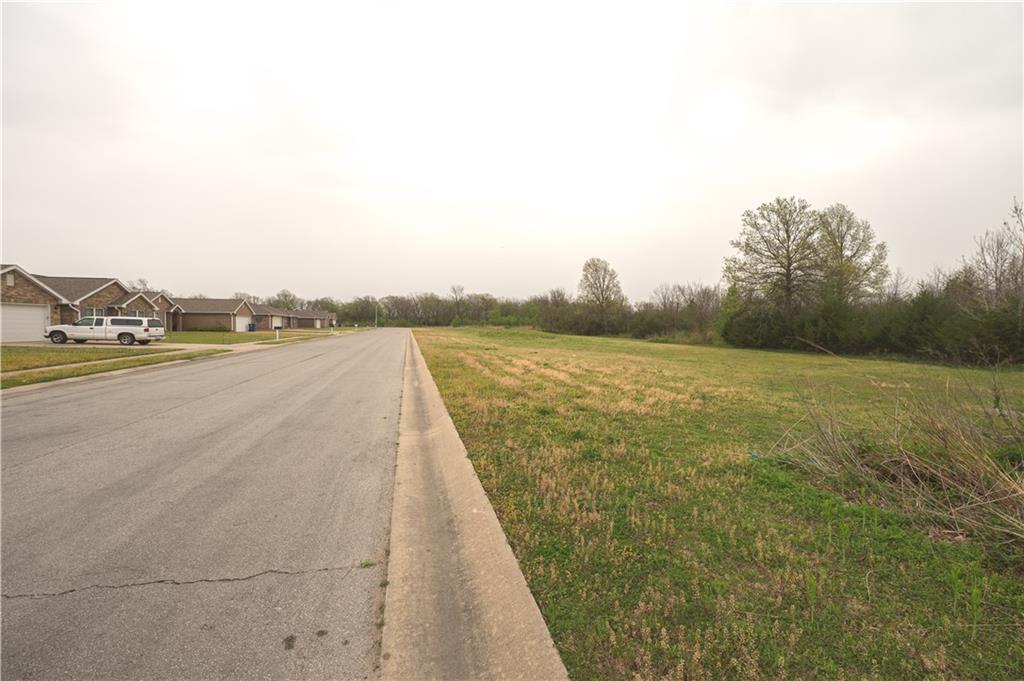 main property photo 15